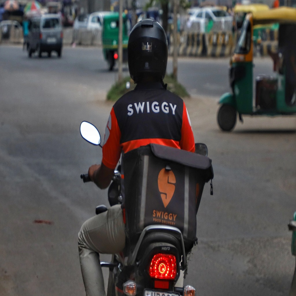 Swiggy starts home delivery of alcohol in Ranchi