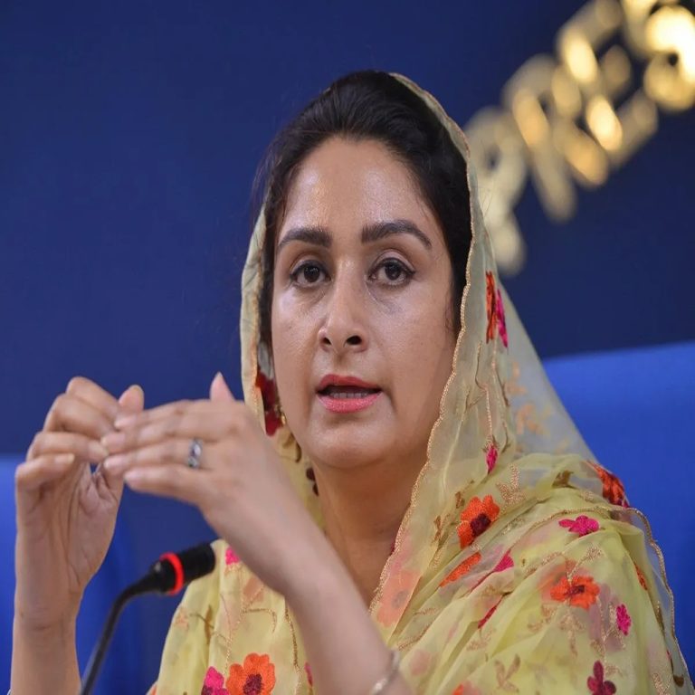 Harsimrat_Kaur_Image