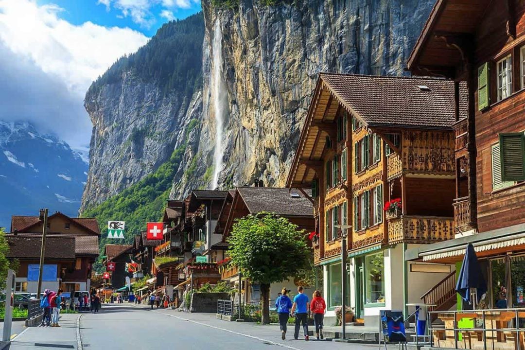 Switzerland Lifts Entry Restrictions for Travellers from 21 Countries