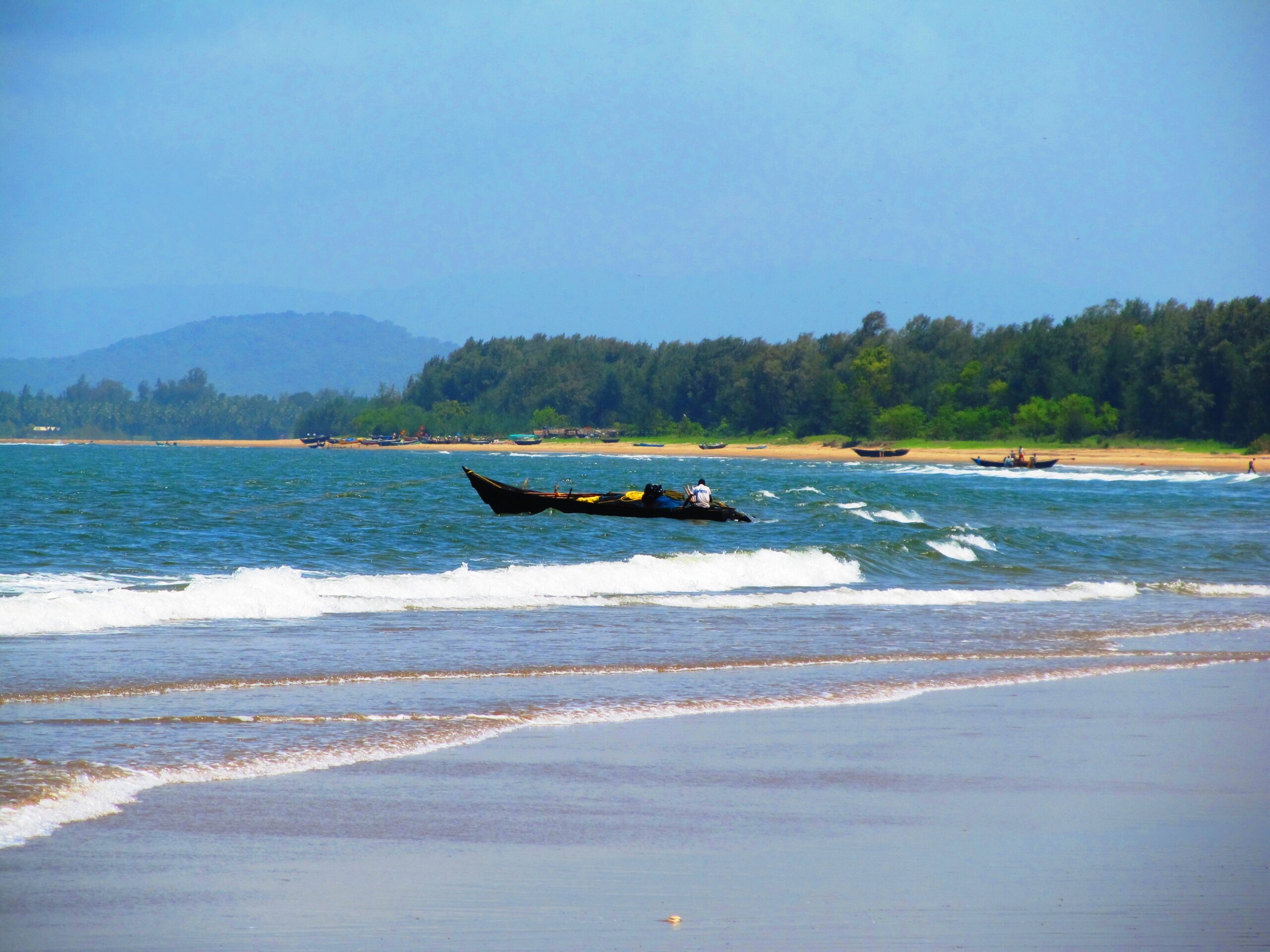 Goa bans drinking, canvassing for activities in Karwar on its beaches