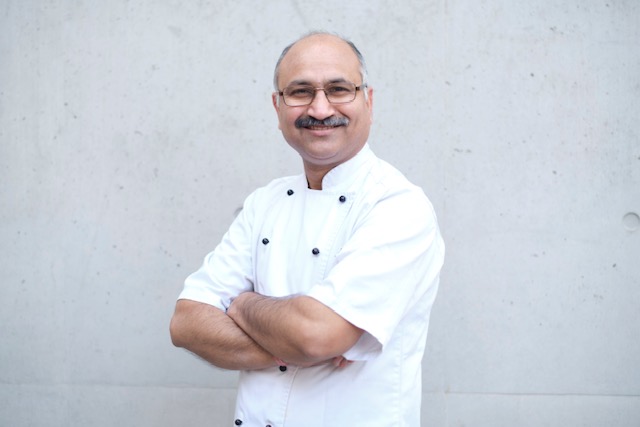 Indian Chef Dayashankar Sharma bags Chef Of the Year Award UK 2022