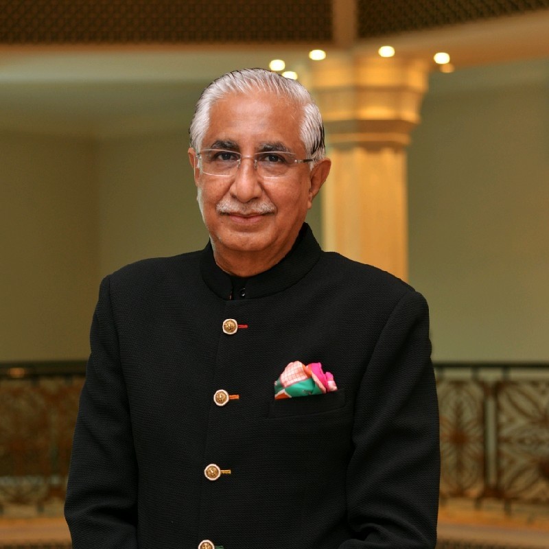 ITC’s Nakul Anand receives the Hall of Fame Award from the International Hospitality Council on International Hospitality Day 2023