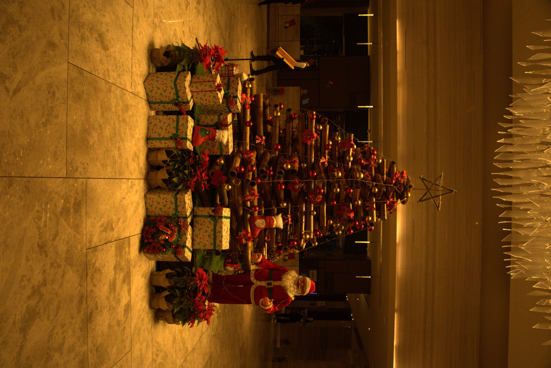 Sheraton Grand Bengaluru Whitefield Hotel and Convention Center commenced festive season with its annual Christmas Tree lighting event