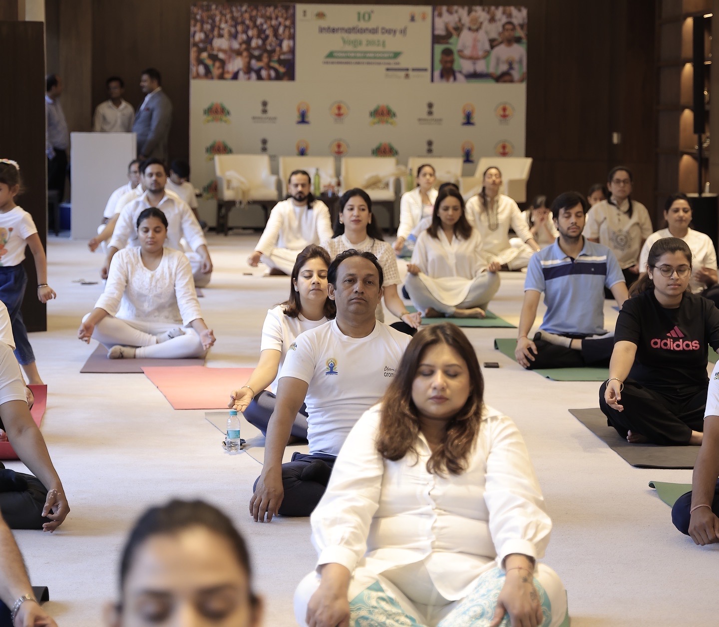 FHRAI in support with Ministry of Ayush and Morarji Desai National Institute of Yoga (MDNIY) Celebrates International Day of Yoga Celebration in Delhi