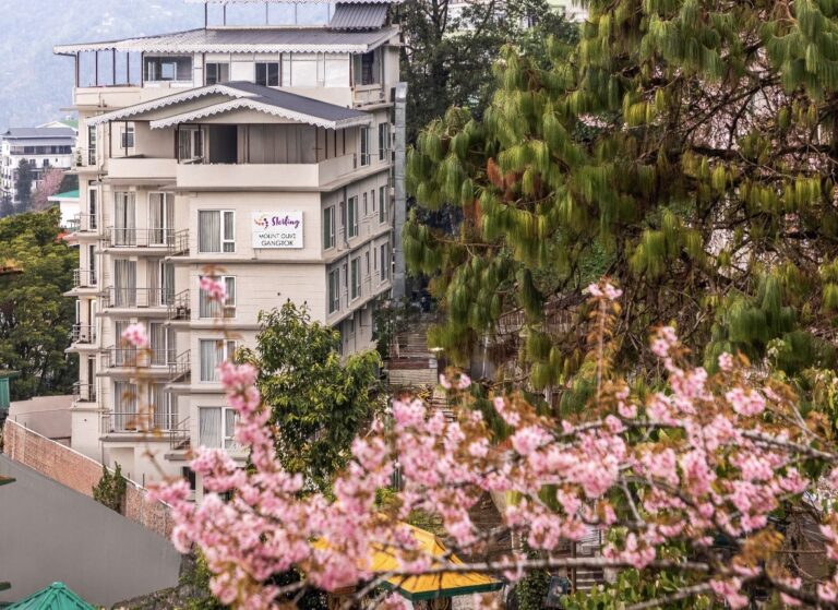 Sterling Strengthens North-East Presence with Launch of Sterling Mount Olive Gangtok